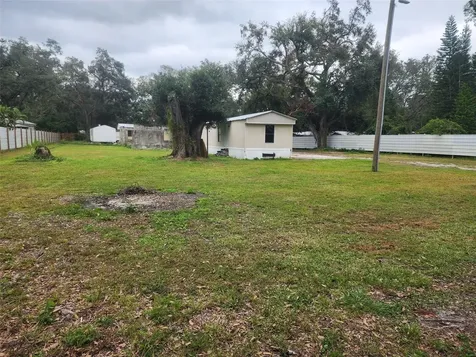 2102 Sydney Dover Road Dover FL 33527