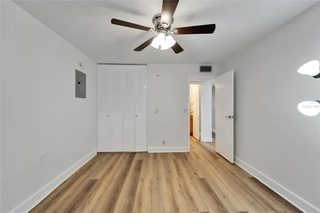 302 Andover Place Sun City Center FL 33573