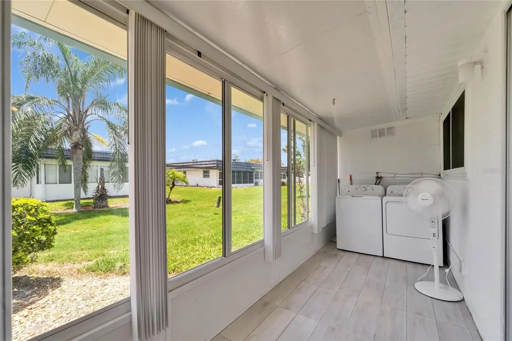 302 Andover Place Sun City Center FL 33573