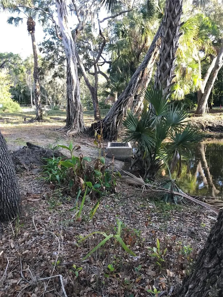 4407 S Shade Avenue Sarasota FL 34231