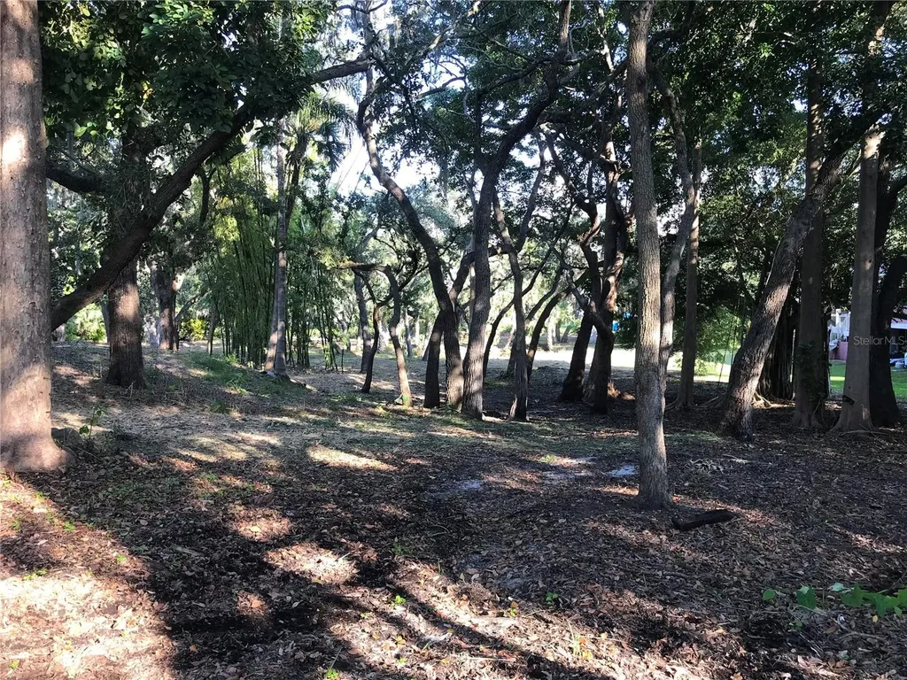 4407 S Shade Avenue Sarasota FL 34231