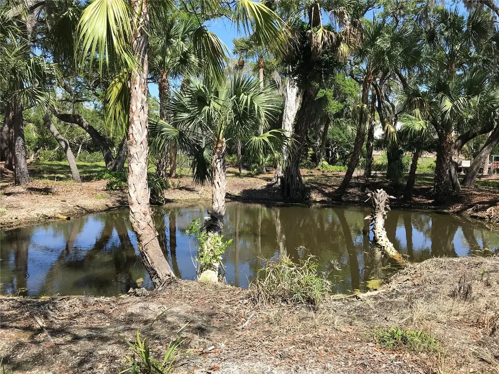 4407 S Shade Avenue Sarasota FL 34231