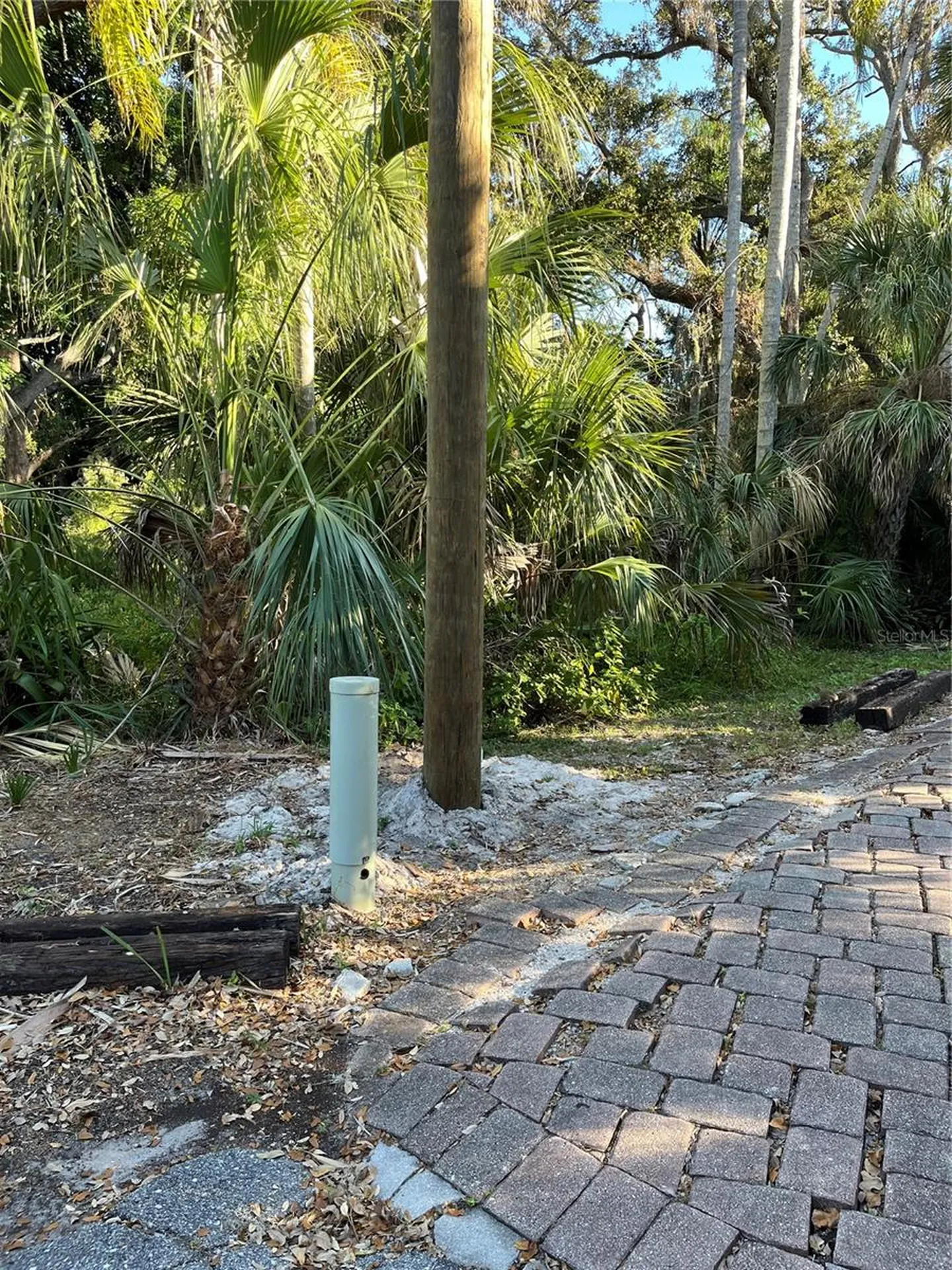 4407 S Shade Avenue Sarasota FL 34231