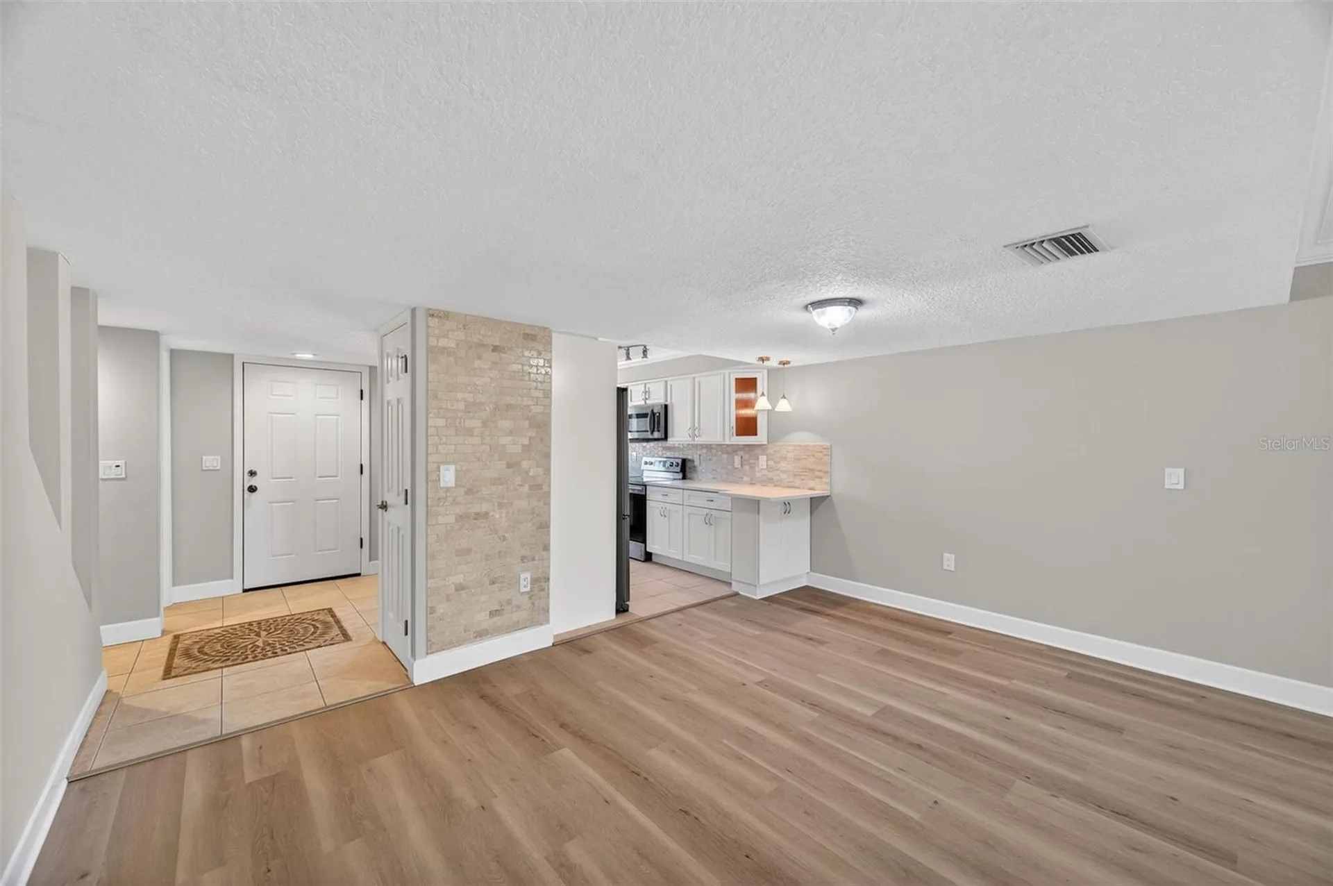 13601 Frigate Court Clearwater FL 33762