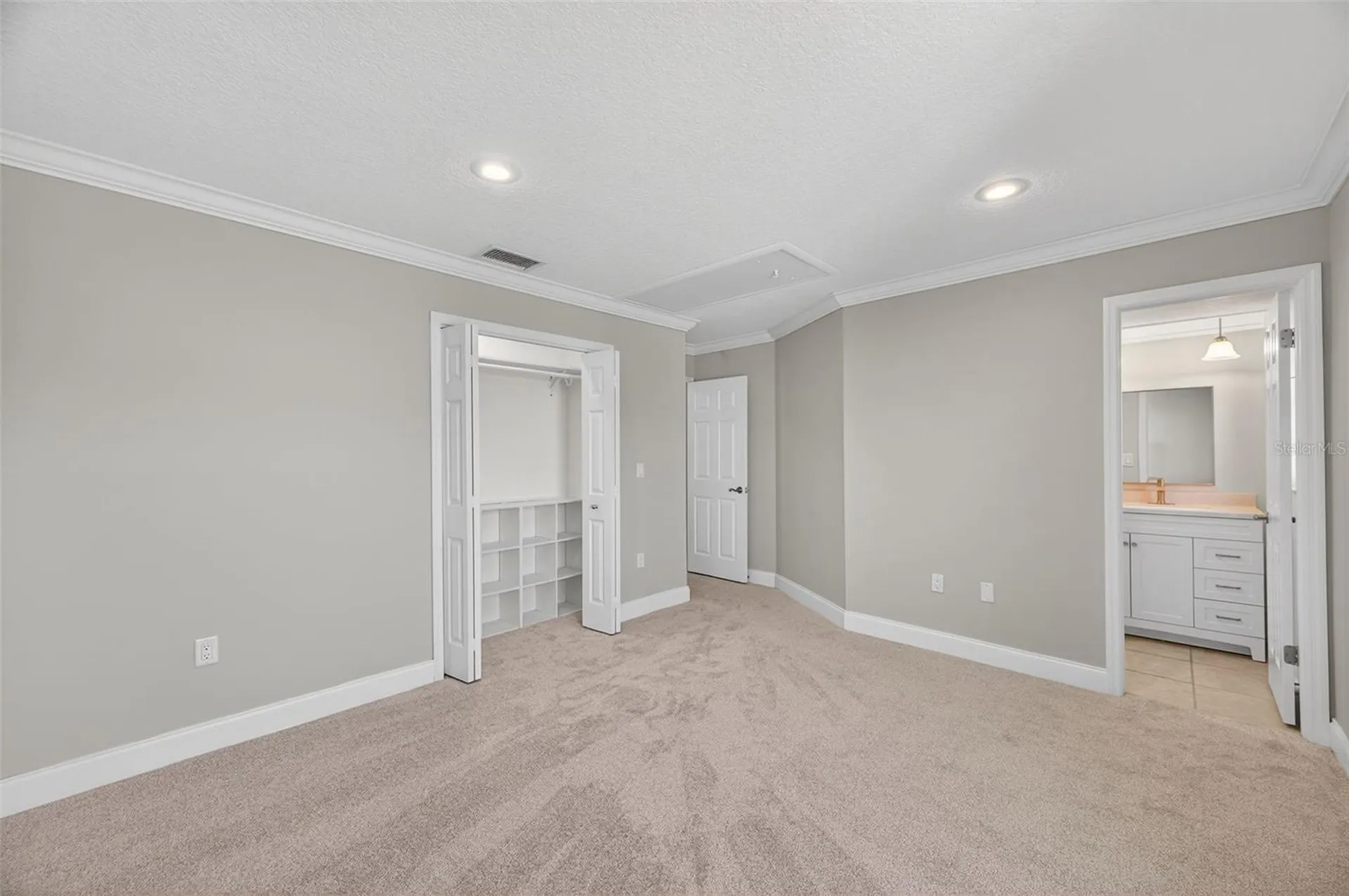 13601 Frigate Court Clearwater FL 33762