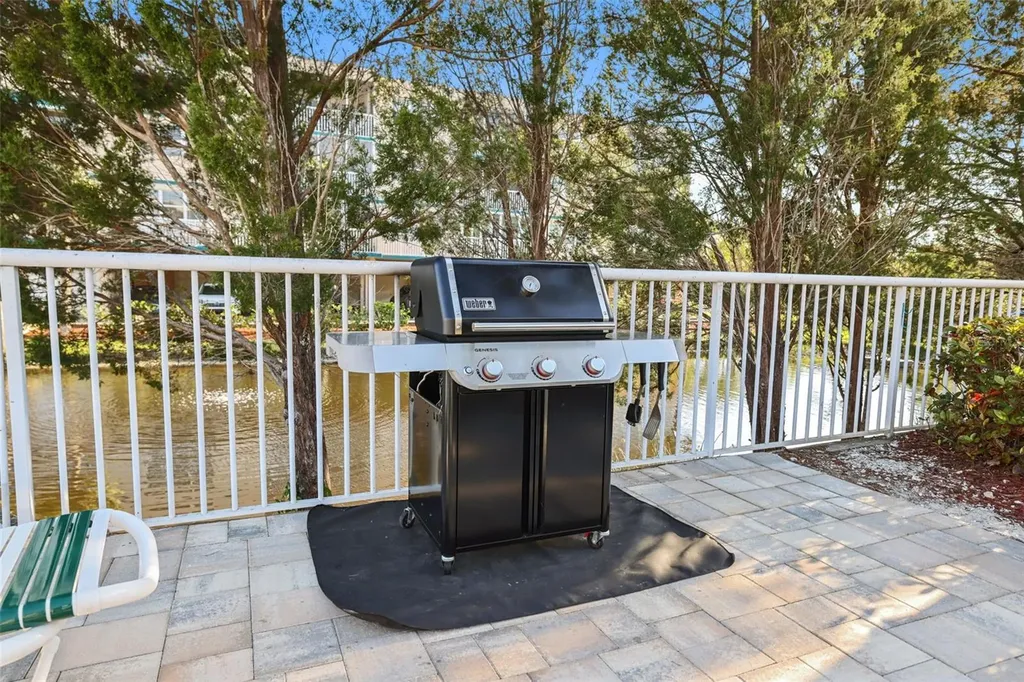 6495 Shoreline Drive St Petersburg FL 33708