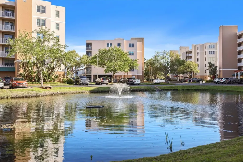 6495 Shoreline Drive St Petersburg FL 33708