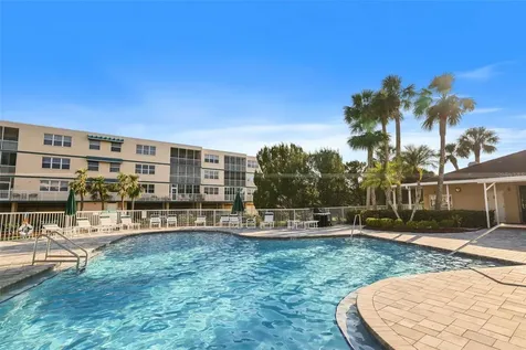 6495 Shoreline Drive St Petersburg FL 33708