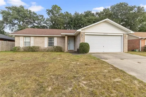 8230 Groveland Avenue Pensacola FL 32534