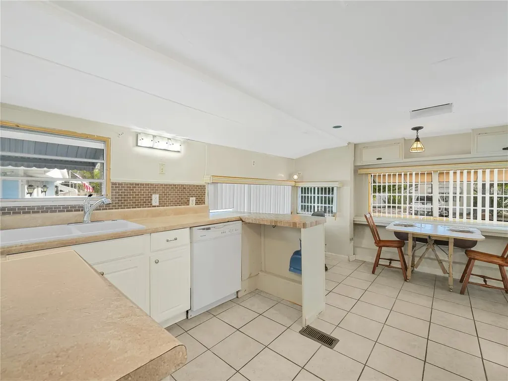 72 Silversides Street Lake Wales FL 33898