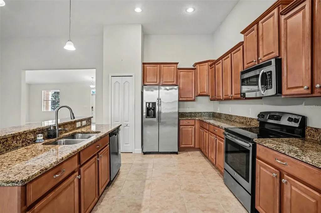 1392 Palmetto Dunes Street Davenport FL 33896