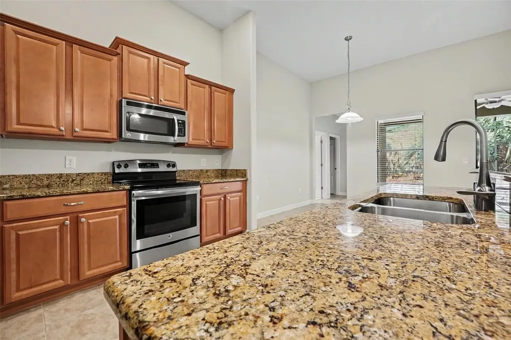 1392 Palmetto Dunes Street Davenport FL 33896