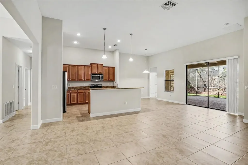 1392 Palmetto Dunes Street Davenport FL 33896