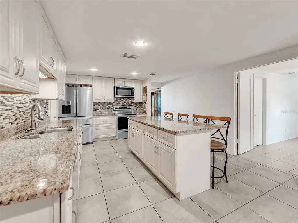 3509 King George Lane Seffner FL 33584