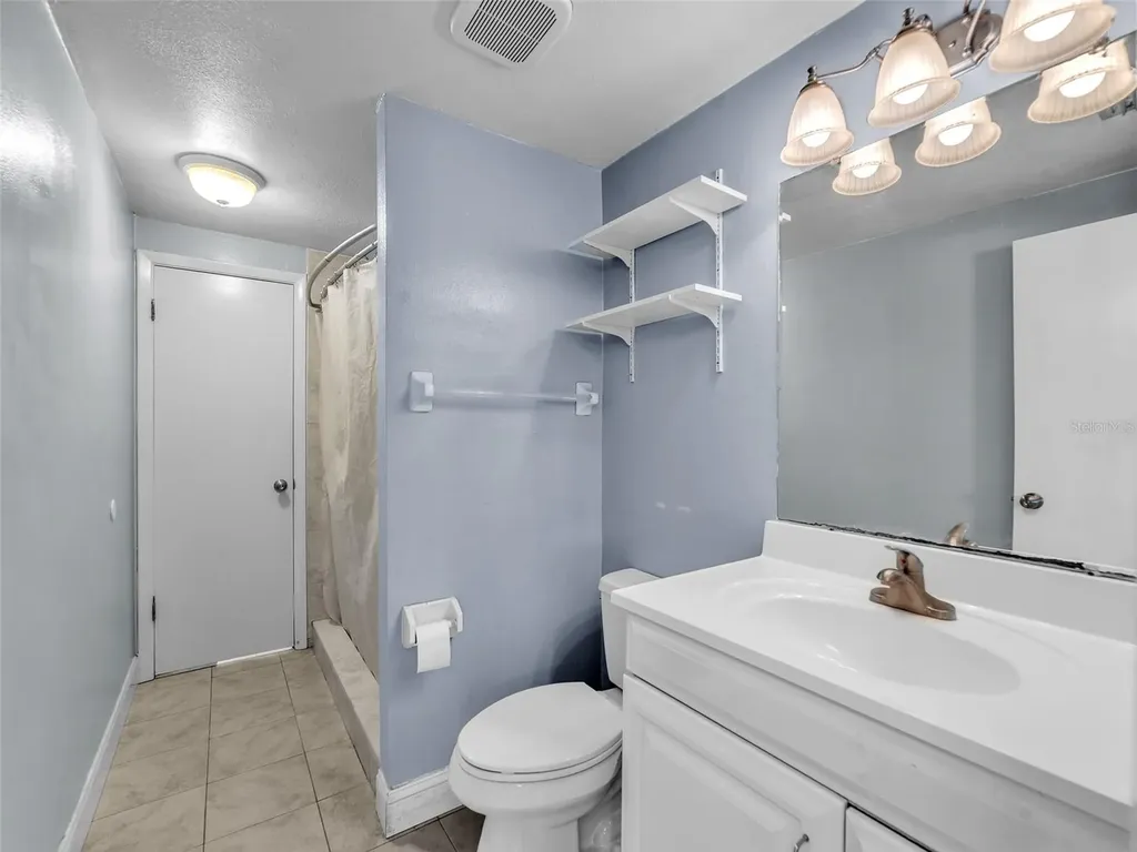 3509 King George Lane Seffner FL 33584