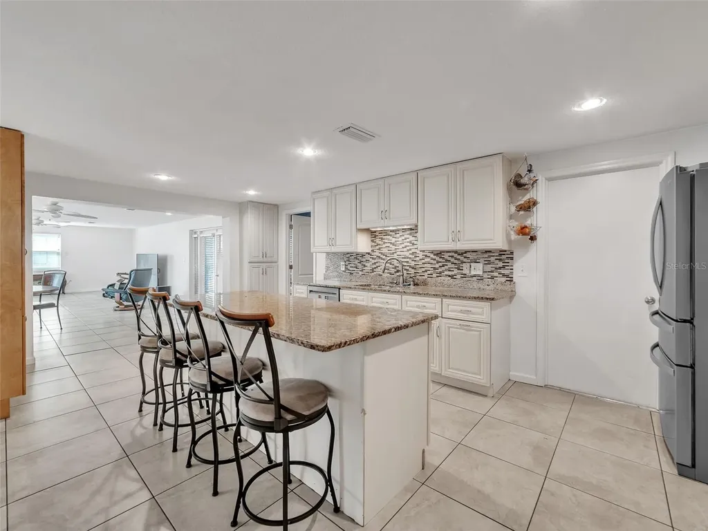 3509 King George Lane Seffner FL 33584
