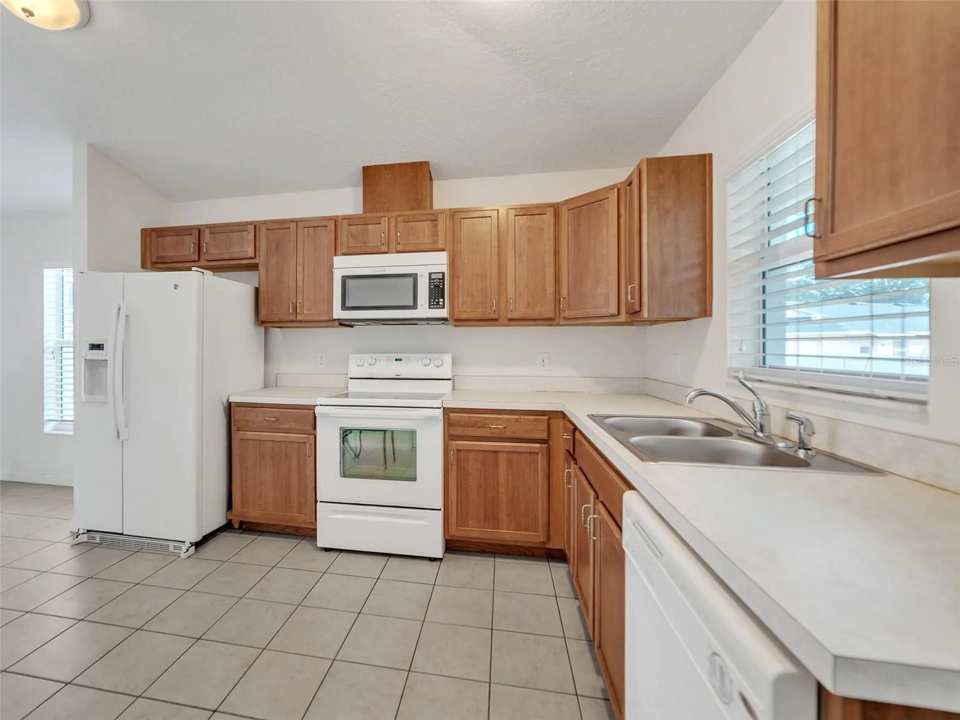 3509 King George Lane Seffner FL 33584