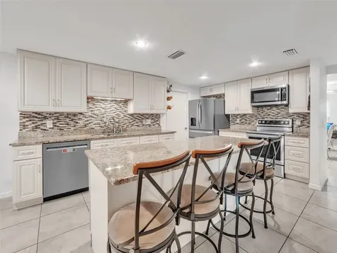 3509 King George Lane Seffner FL 33584