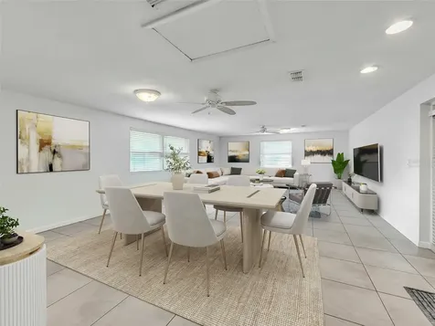 3509 King George Lane Seffner FL 33584