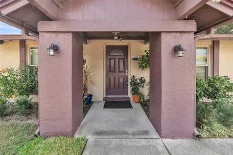 3509 King George Lane Seffner FL 33584