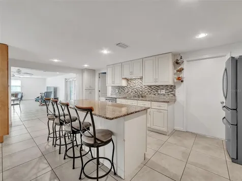 3509 King George Lane Seffner FL 33584