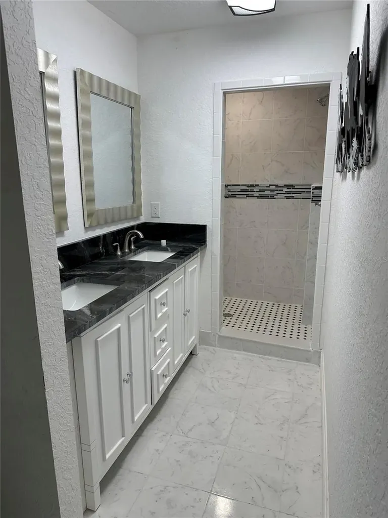 17067 NW Gainesville Road Reddick FL 32686