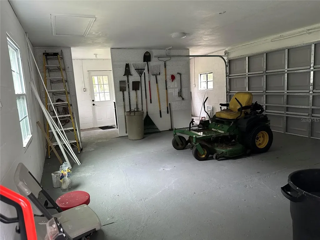 17067 NW Gainesville Road Reddick FL 32686