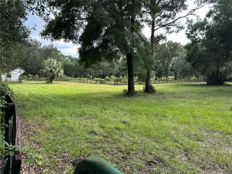 17067 NW Gainesville Road Reddick FL 32686