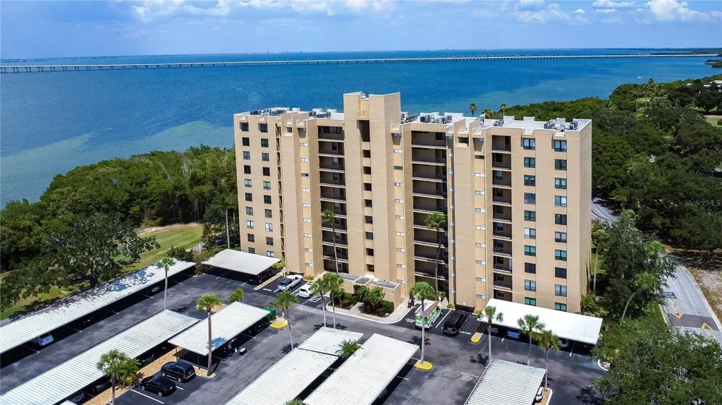 2616 Cove Cay Drive Clearwater FL 33760