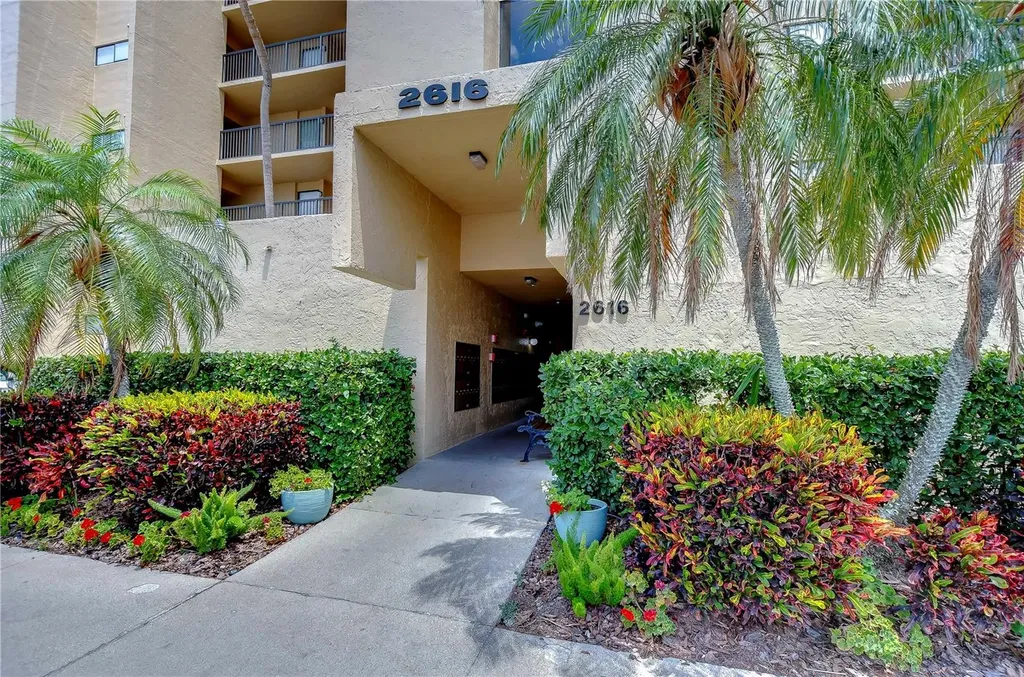 2616 Cove Cay Drive Clearwater FL 33760