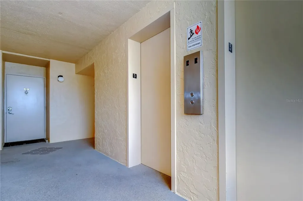 2616 Cove Cay Drive Clearwater FL 33760