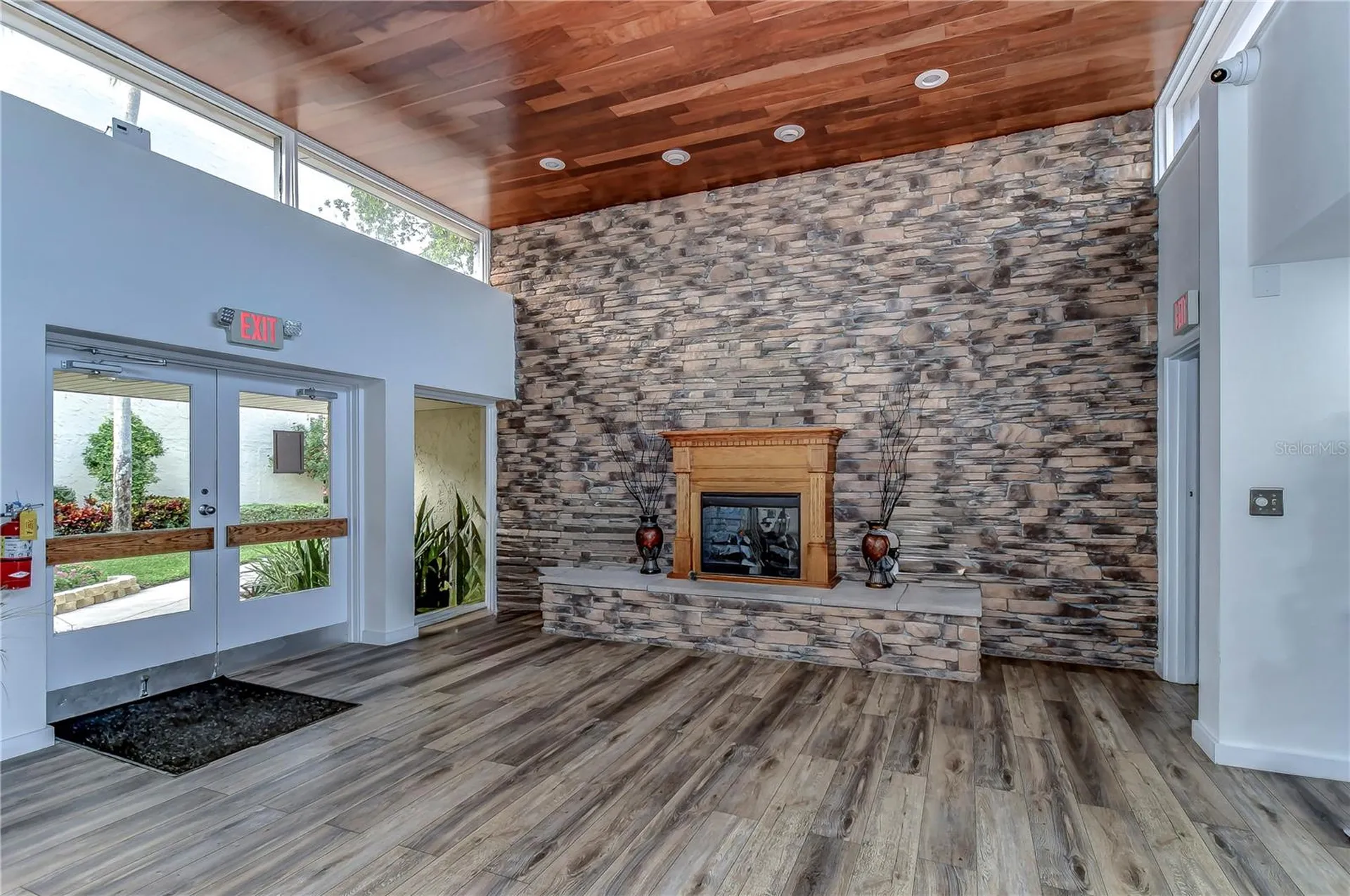 2616 Cove Cay Drive Clearwater FL 33760
