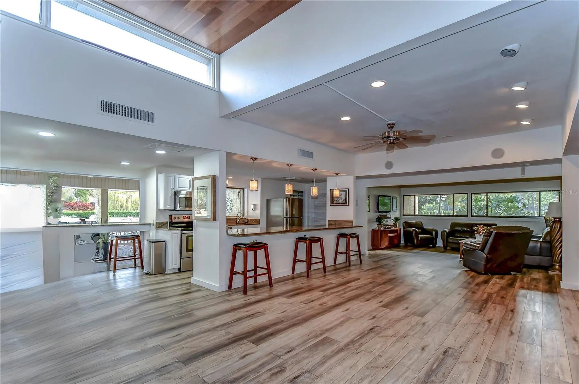 2616 Cove Cay Drive Clearwater FL 33760