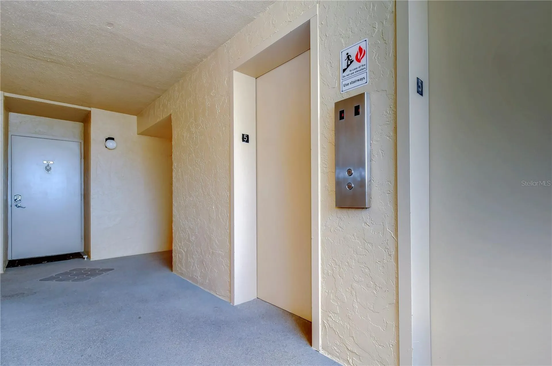 2616 Cove Cay Drive Clearwater FL 33760