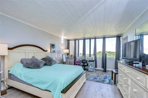 2616 Cove Cay Drive Clearwater FL 33760