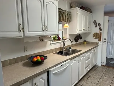 2100 Kings Highway Port Charlotte FL 33980