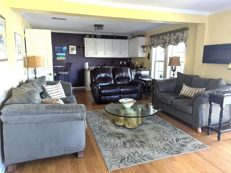 2100 Kings Highway Port Charlotte FL 33980