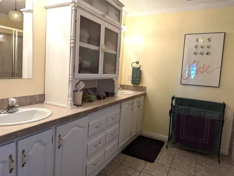 2100 Kings Highway Port Charlotte FL 33980
