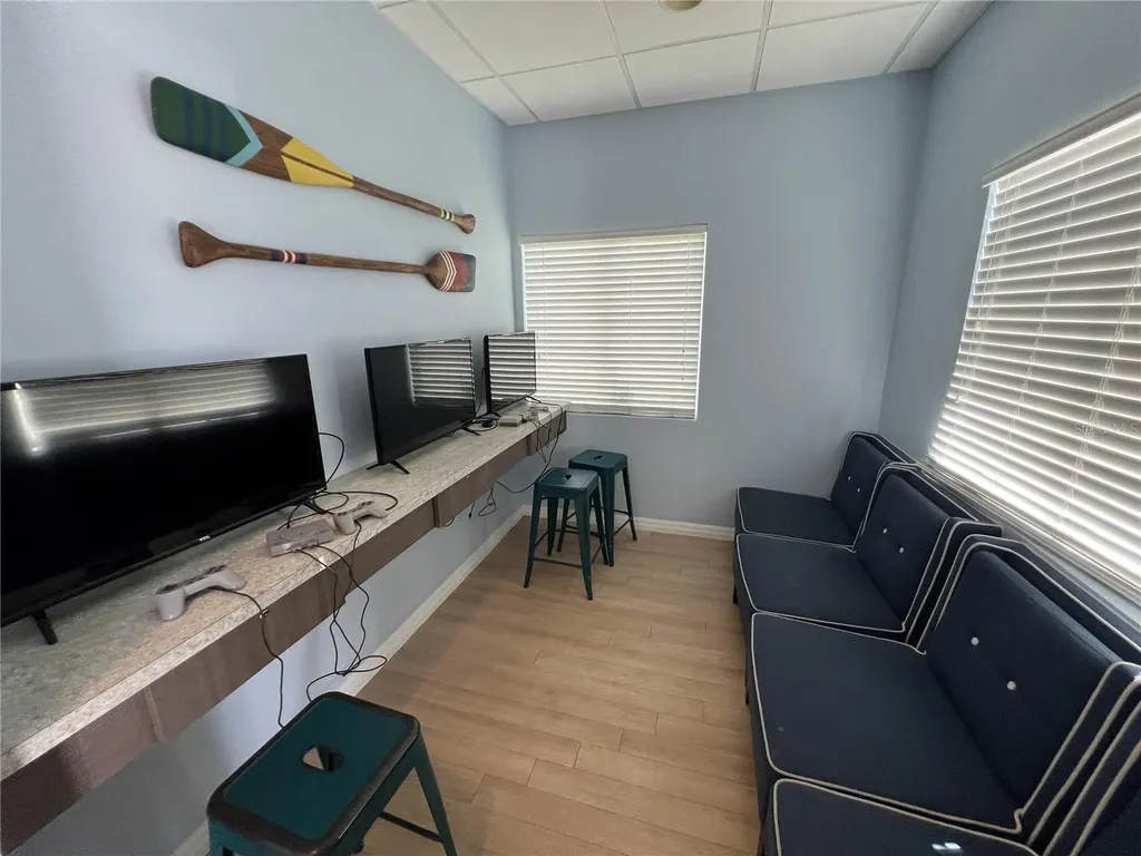 13135 Kings Lake Drive Gibsonton FL 33534