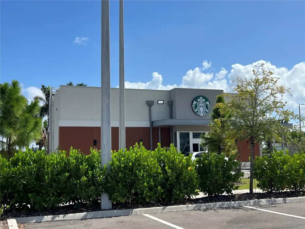 13135 Kings Lake Drive Gibsonton FL 33534