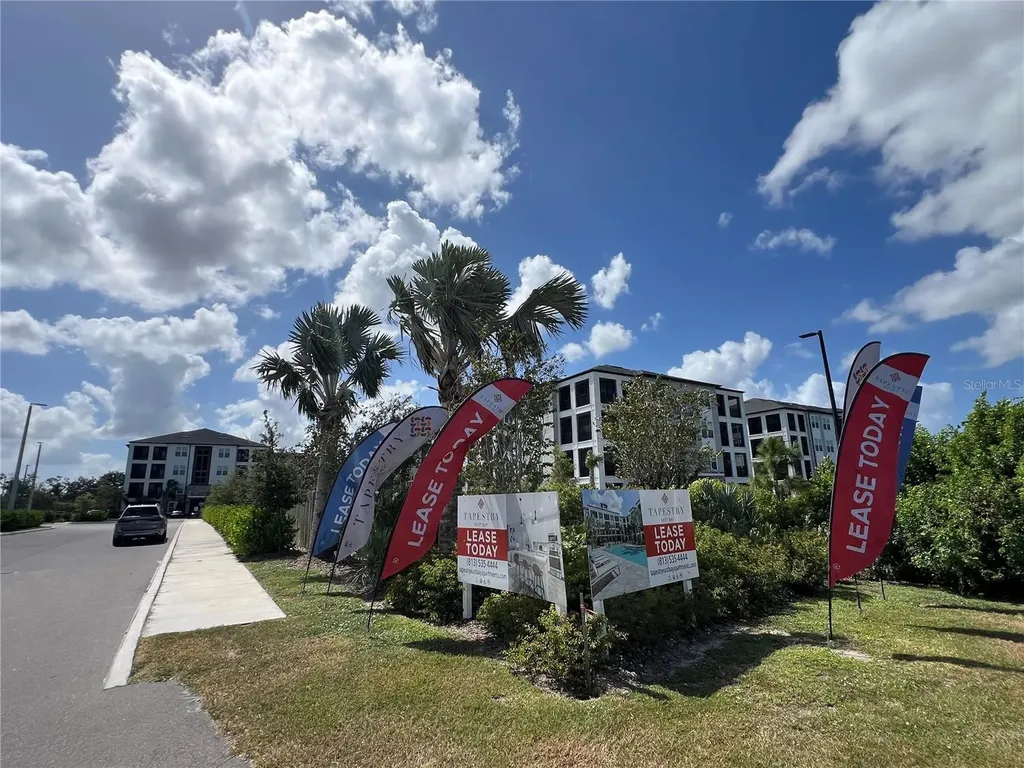 13135 Kings Lake Drive Gibsonton FL 33534