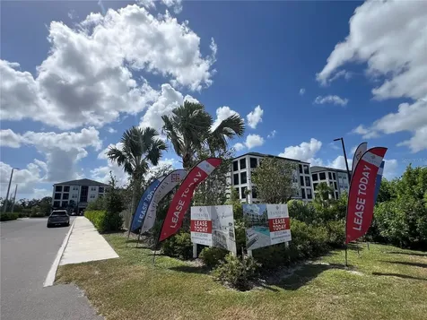 13135 Kings Lake Drive Gibsonton FL 33534