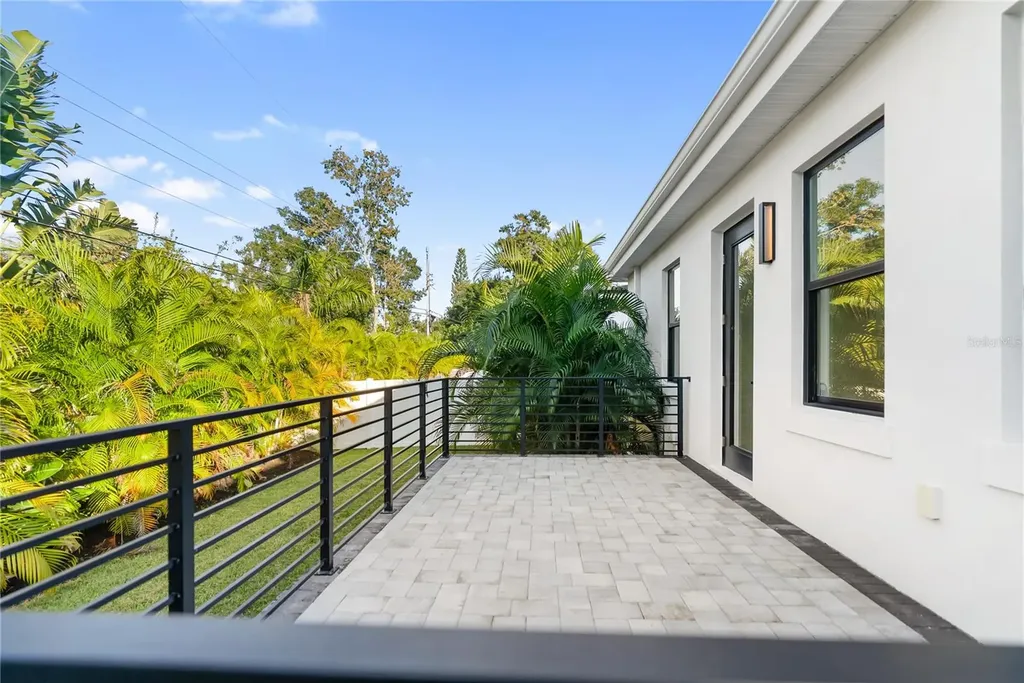2355 Bahia Vista Street Sarasota FL 34239