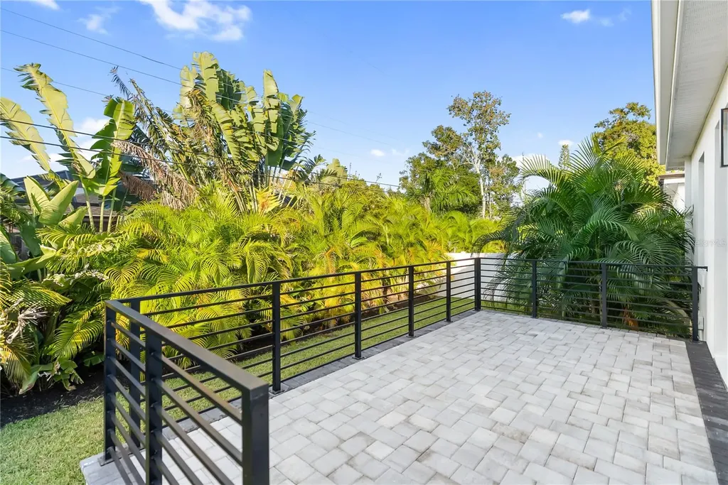 2355 Bahia Vista Street Sarasota FL 34239