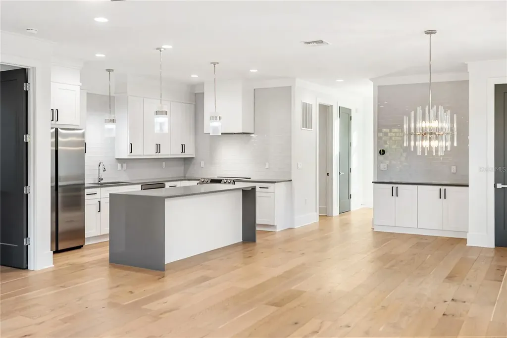 2355 Bahia Vista Street Sarasota FL 34239