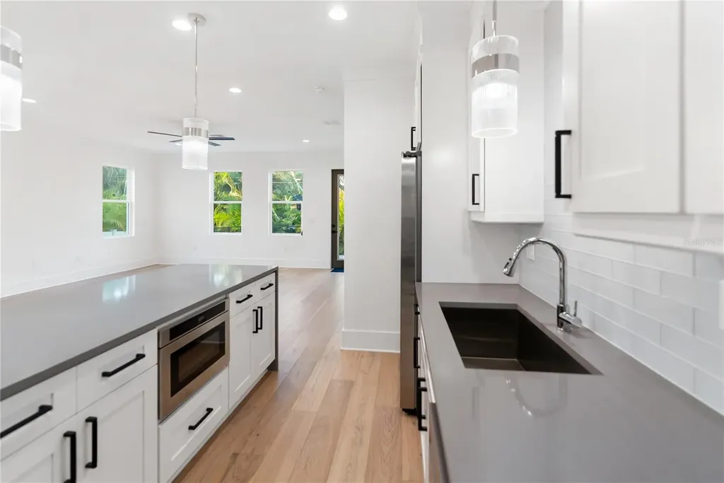 2355 Bahia Vista Street Sarasota FL 34239