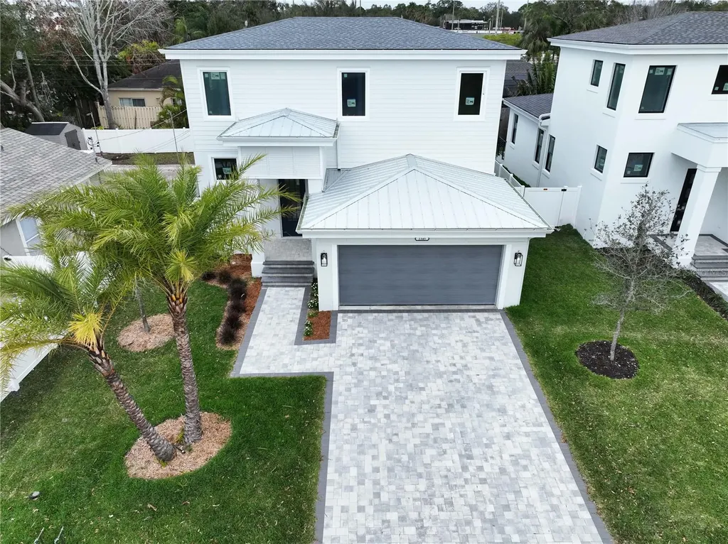 2345 Bahia Vista Street Sarasota FL 34239