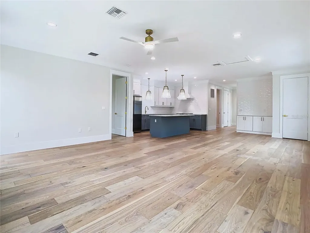 2345 Bahia Vista Street Sarasota FL 34239