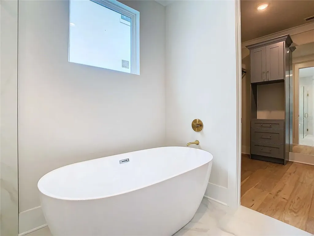 2345 Bahia Vista Street Sarasota FL 34239
