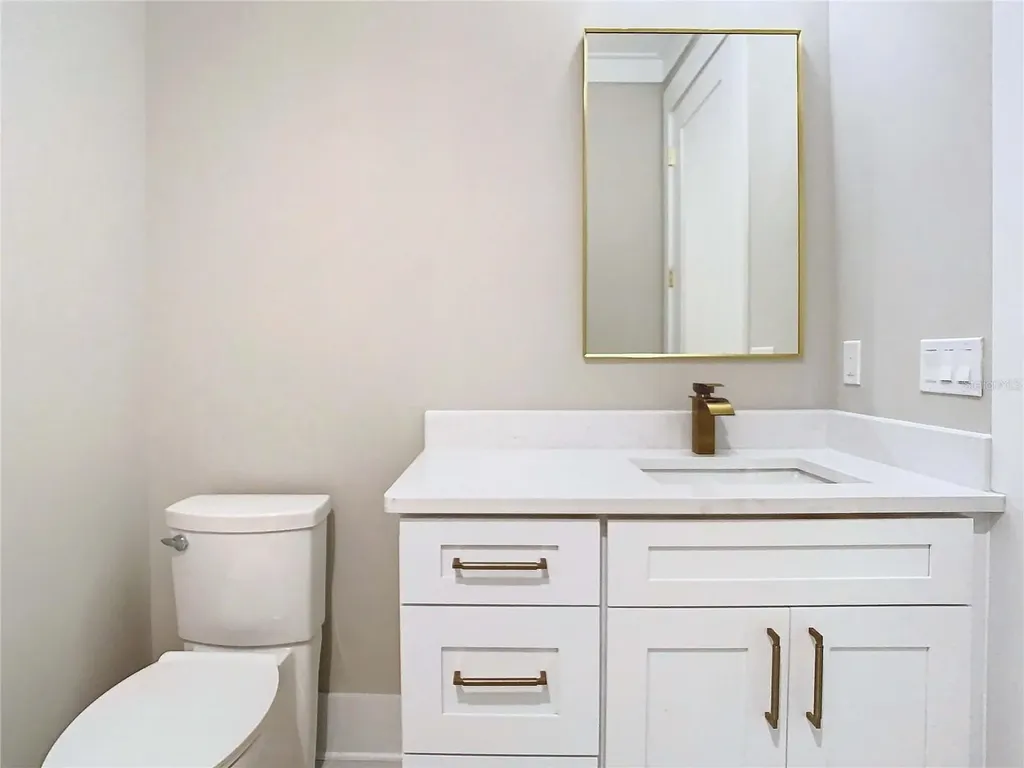 2345 Bahia Vista Street Sarasota FL 34239